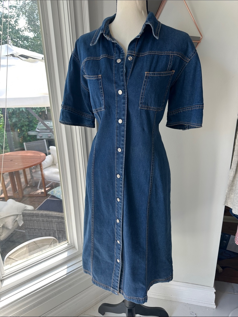 VINTAGE 90s Y2K Denim Jean Button-Front Midi Dress in Dark Blue Size Medium
